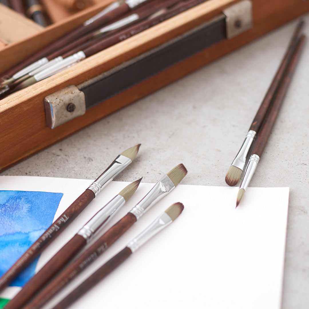 Set of 25 Premium Artist Brush Set with Canvas Roll Bag - The Venice