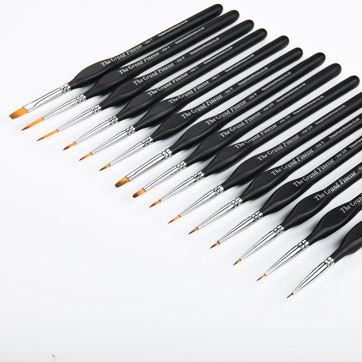 NEW: SET OF 15 FINE DETAIL ARTIST BRUSH - THE GRAND FINESSE