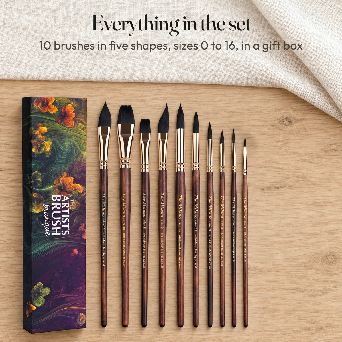 Everything in the set: 10 brushes in five shapes, sizes 0 to 16, in a gift box.